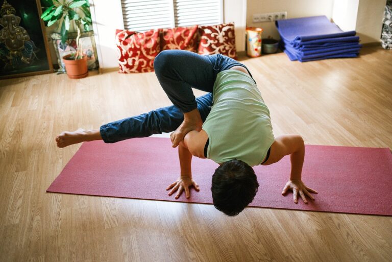 yoga, sports, asana-1146281.jpg